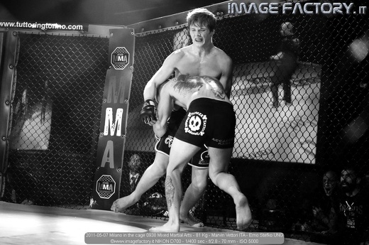 2011-05-07 Milano in the cage 0938 Mixed Martial Arts - 81 Kg - Marvin Vettori ITA - Erno Stefko UNG